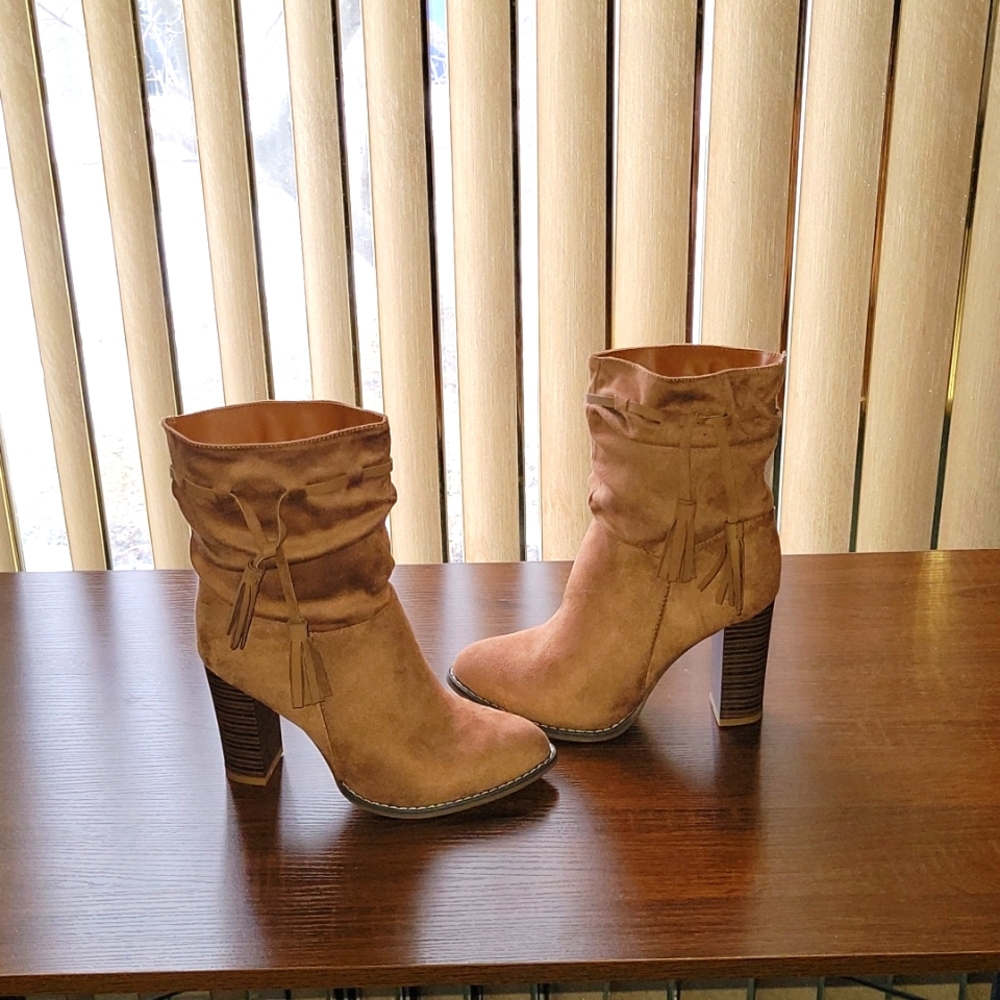WOMENS SLOUCH BOOTS